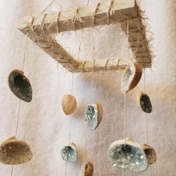 Seashell Windchime - Picture 3 of 3